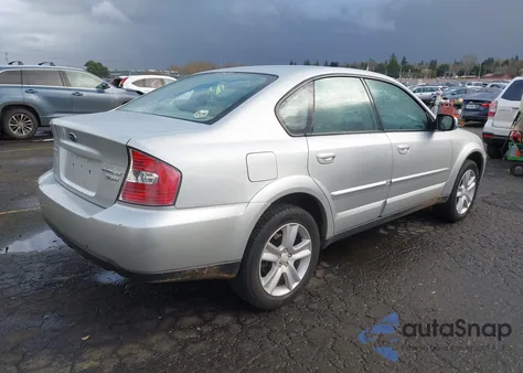 2005 Subaru Outback 3.0R z USA, uszkodzony, nr VIN 4S4BL84C854210070
